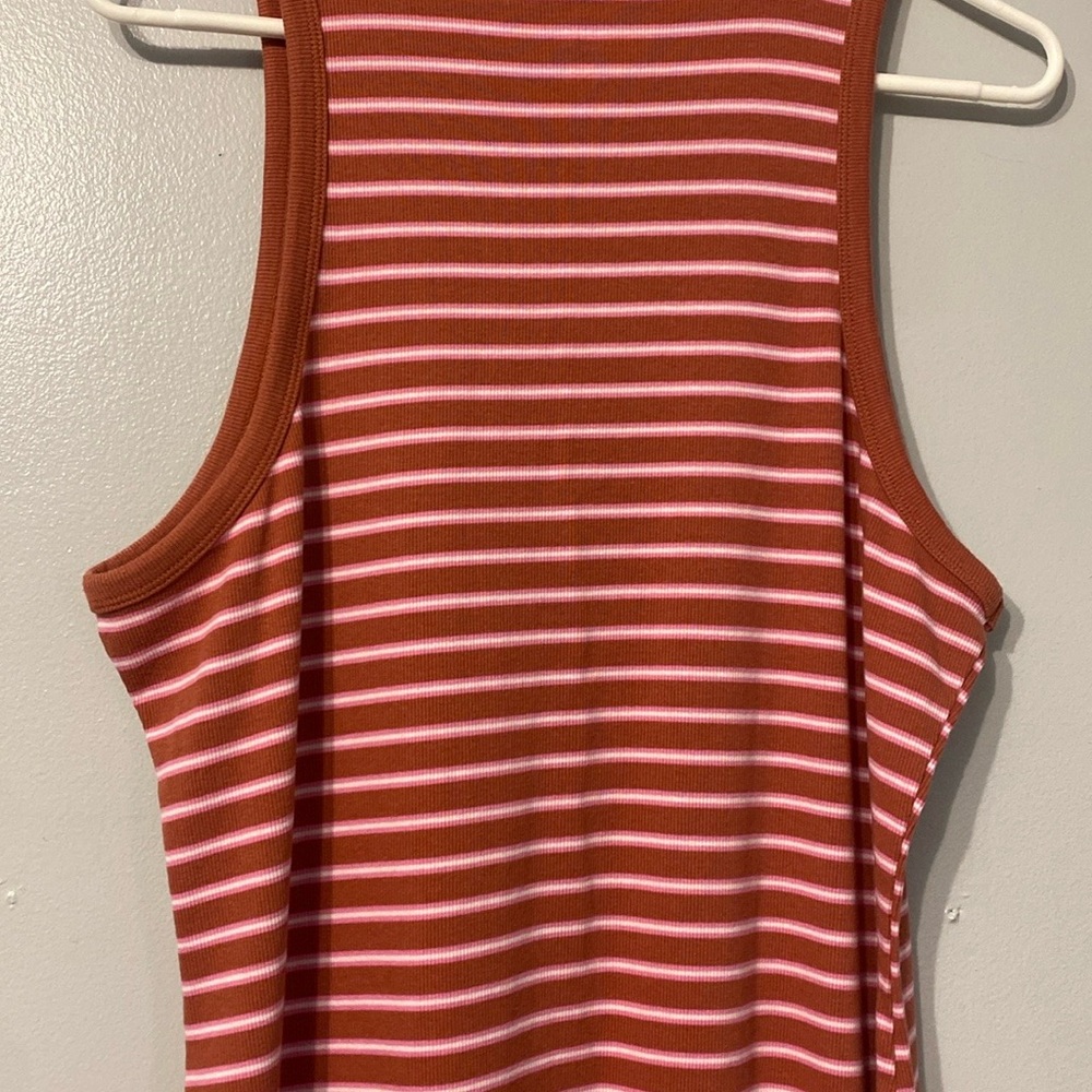 Body-con stripe dress - Picture 3 of 6